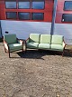 Sofa og stol
 Kr. 1600,-