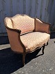 Rokoko sofa
 Kr. 2750,-