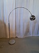 Gulvlampe
 Kr. 700,-