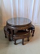 Tebord med
 4 skamler
 Kr. 2400,-